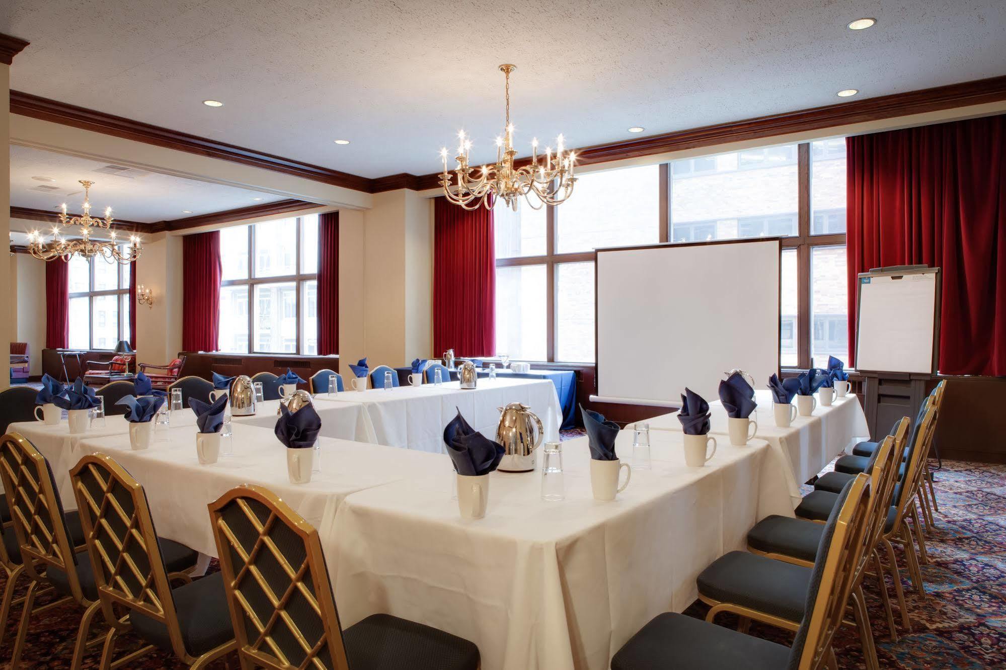 ホテル Milwaukee Athletic Club エクステリア 写真